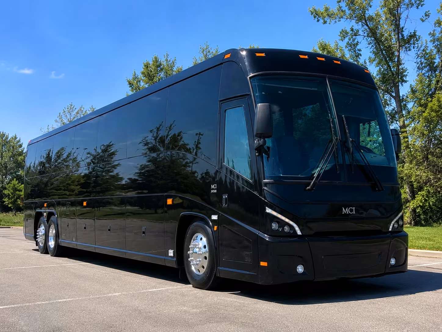 renton charter bus rental fleet